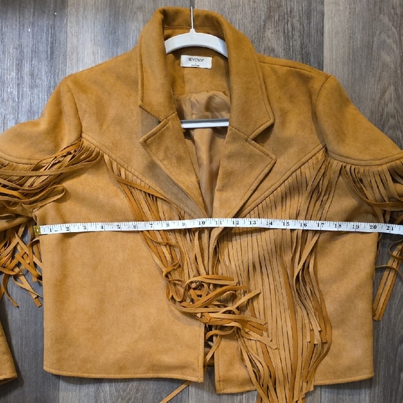 REVEROF Chic Tan Fringe Teddy Jacket - Picture 8 of 10
